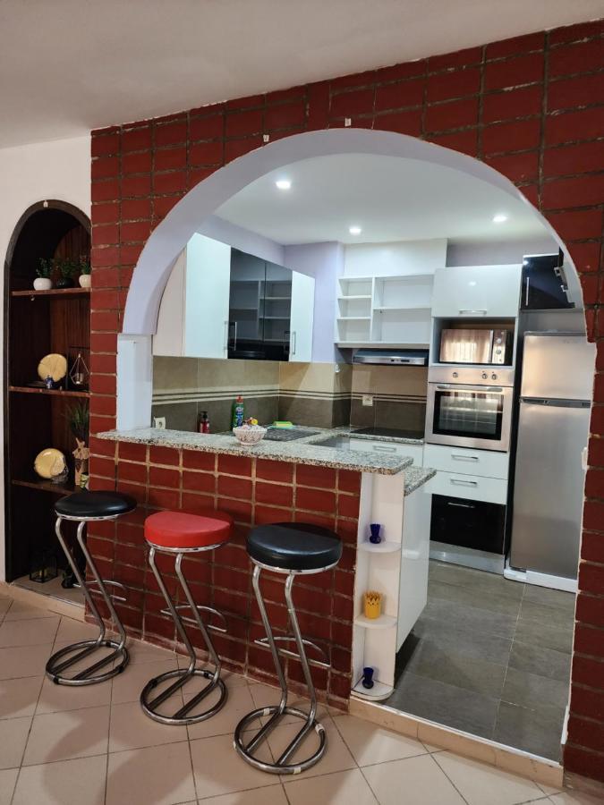 Duplex Bien Equipe Securise Avec Jardin Et Veranda La Marsa Exterior foto